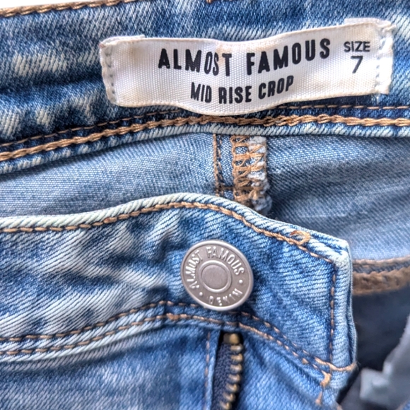 Almost Famous Denim; Mid Rise Skinny - Cropped leg w/zip detail; Distressed - Picture 3 of 7
